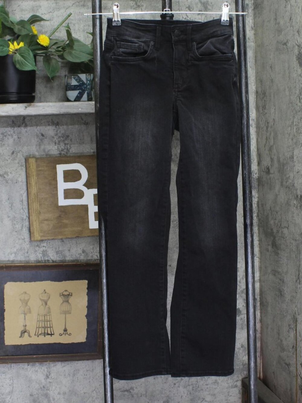 NYDJ Womens Marilyn Straight Leg Jeans Black Wash 00P